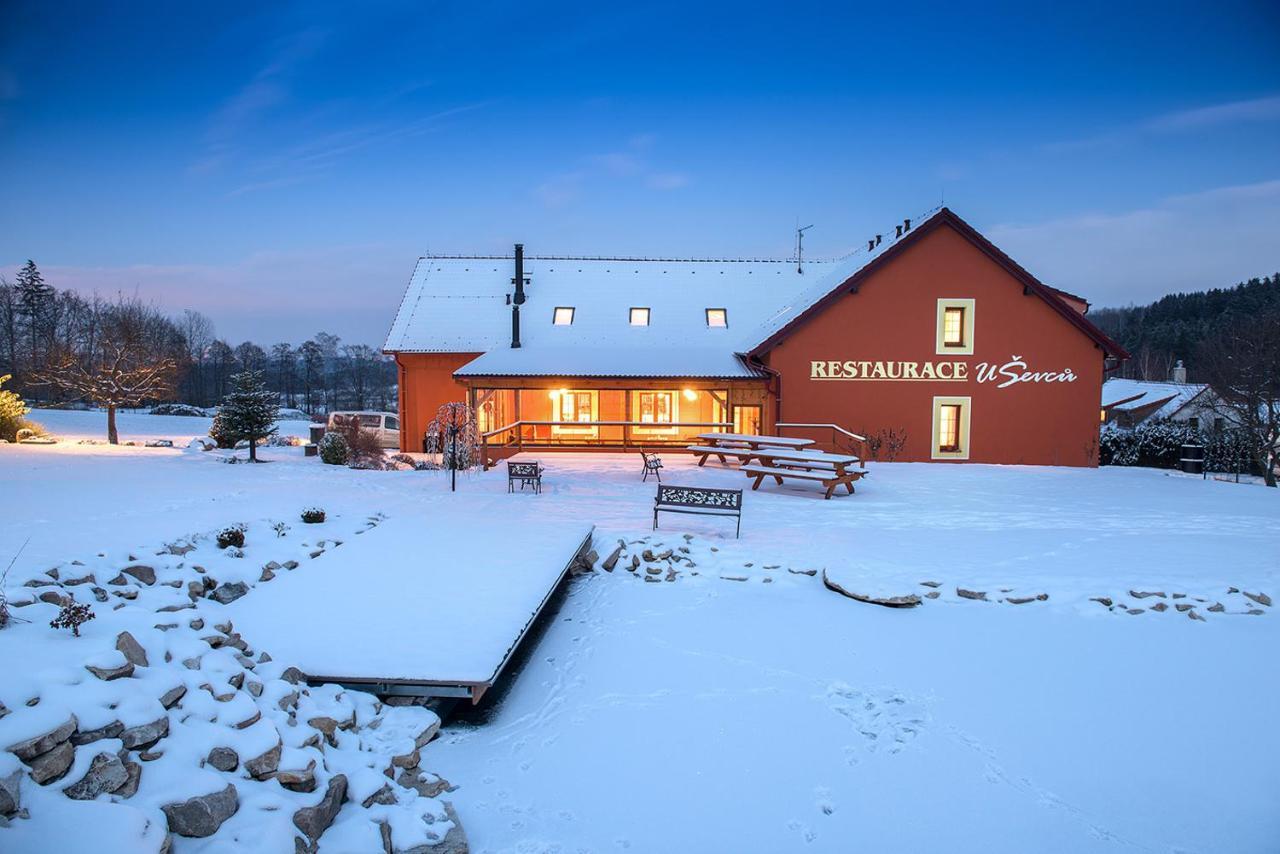 Hotel Penzion u Sevcu Holubov Esterno foto