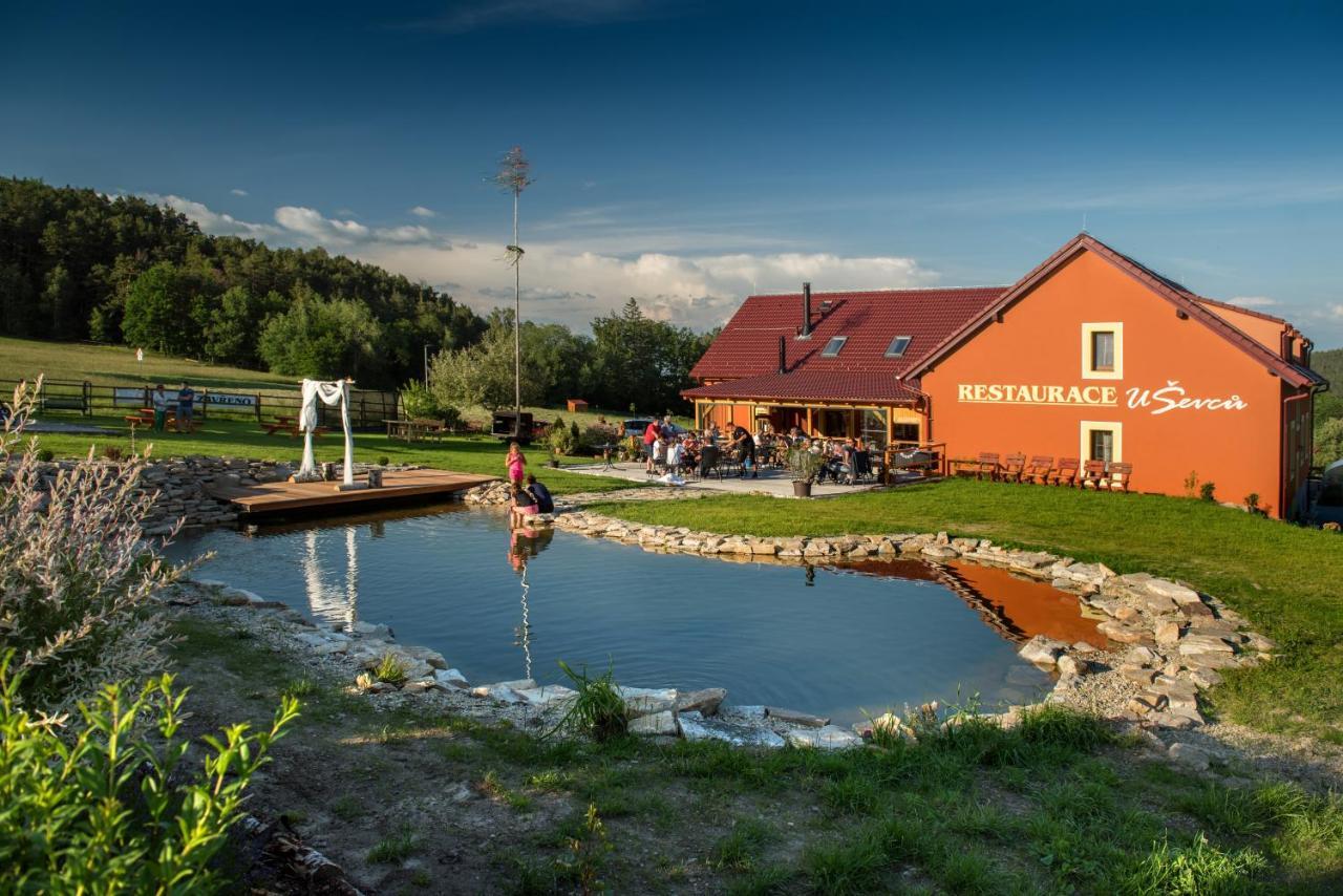 Hotel Penzion u Sevcu Holubov Esterno foto